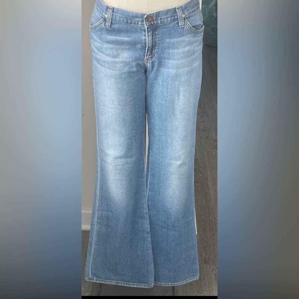 Vintage AG The Legend Lt. wash jeans- Size 32